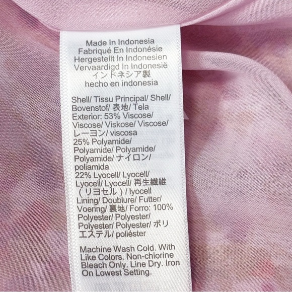 J. Crew Pink Floral Dainty Ruffle V-Neck Long Sleeve Blouse Medium - Picture 13 of 16